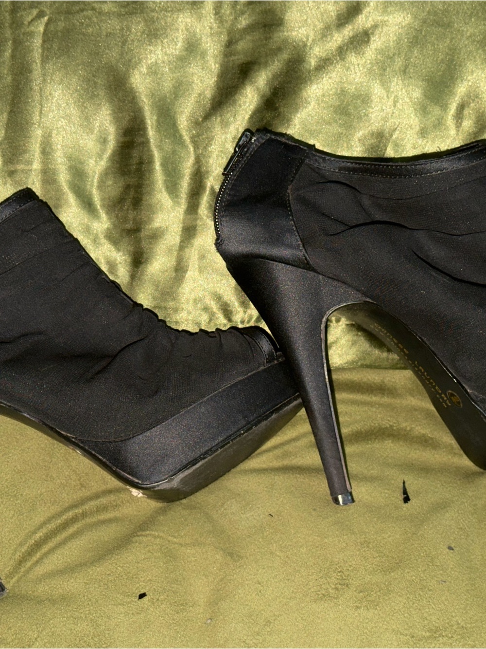Chinese Laundry Black Stiletto Platform Ankle Boots
